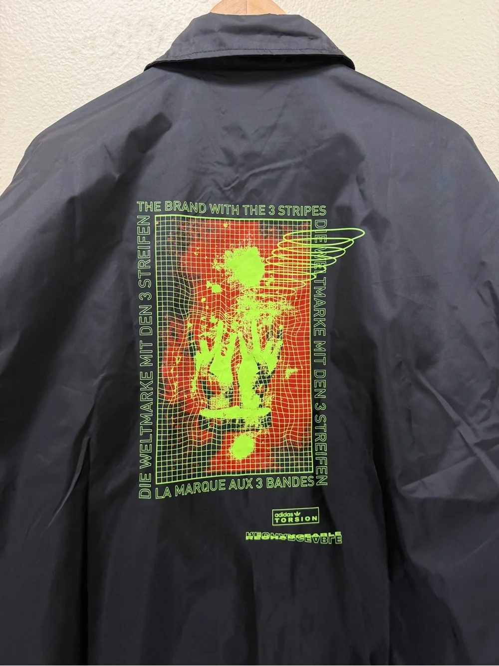adidas lightweight windbreaker